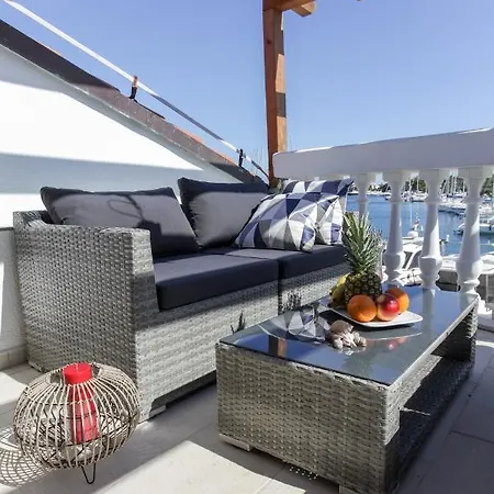 Apartment Luxury Lavanda Kolan
