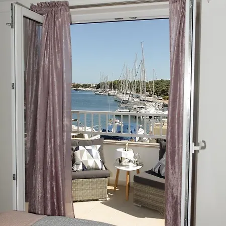 Apartment Luxury Lavanda Kolan