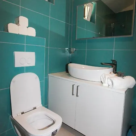 Luxury Lavanda Apartament Kolan